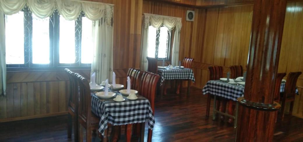 Sipanya Guesthouse Муанг-Пхонсаван Экстерьер фото